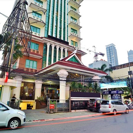 Zen Premium Near Grand Indonesia Mall Jakarta Exterior foto