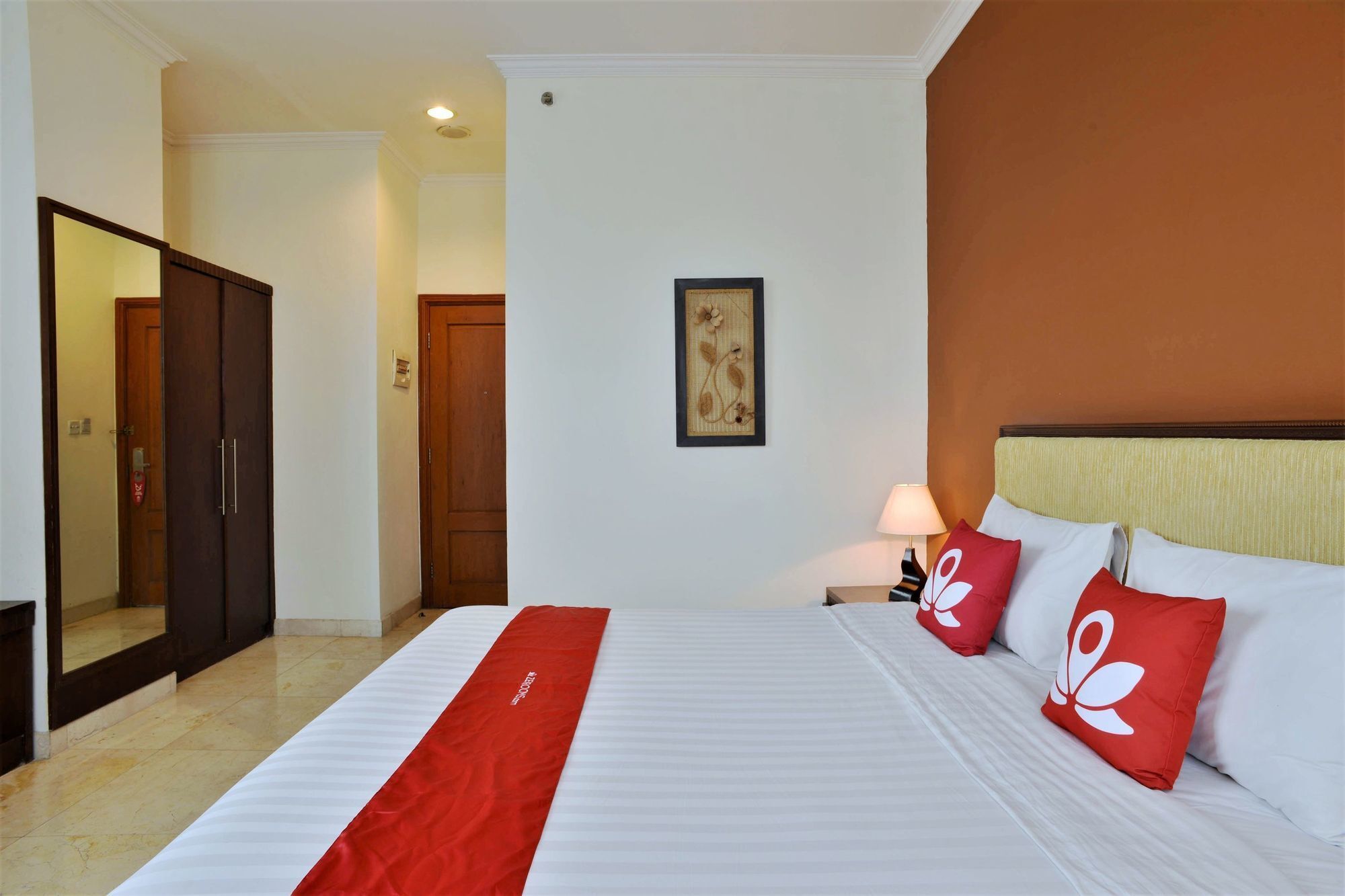 Zen Premium Near Grand Indonesia Mall Jakarta Exterior foto